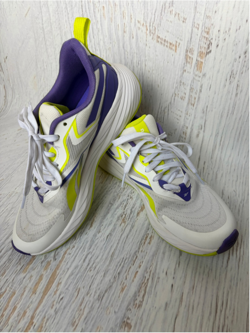 Women's Reebok Sneakers White Purple Yellow 8.5